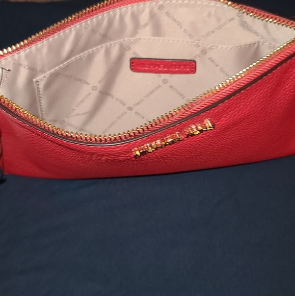 Michael Kors Wristlet - Picture 10 of 12